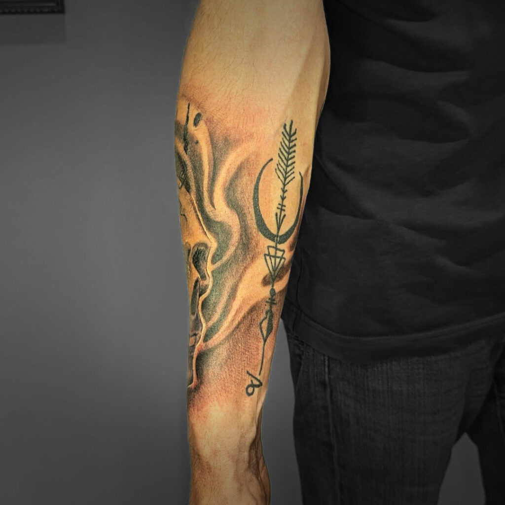 effet fumée avant bras droit gros plan