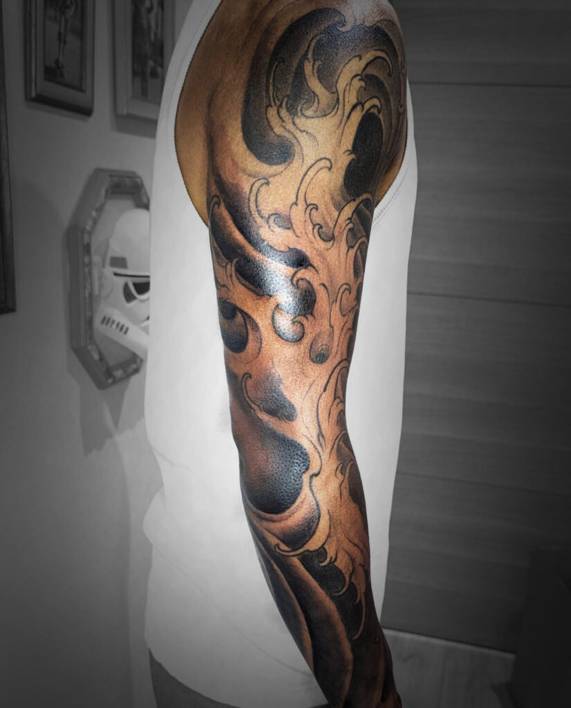 Spintattoo tatouage Lyon Brignais japonais full sleeve finger waves