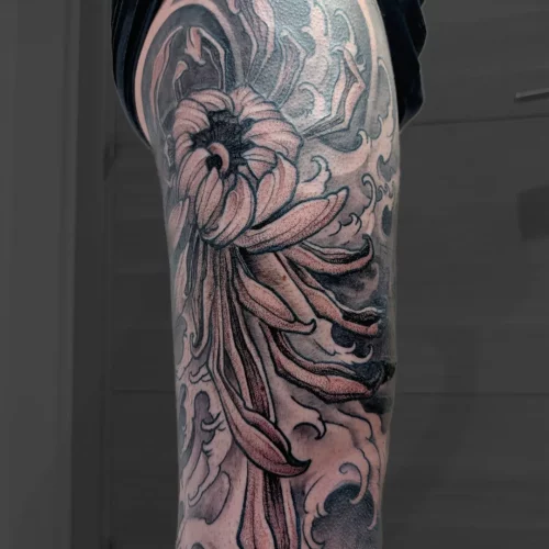 Spintattoo tatouage Lyon Brignais japonais full leg Chrysanthème